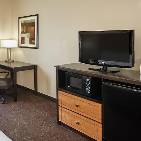 Holiday Inn Express Hotel & Suites Buford-Mall Of Georgia, An Ihg Hotel Bagian luar foto