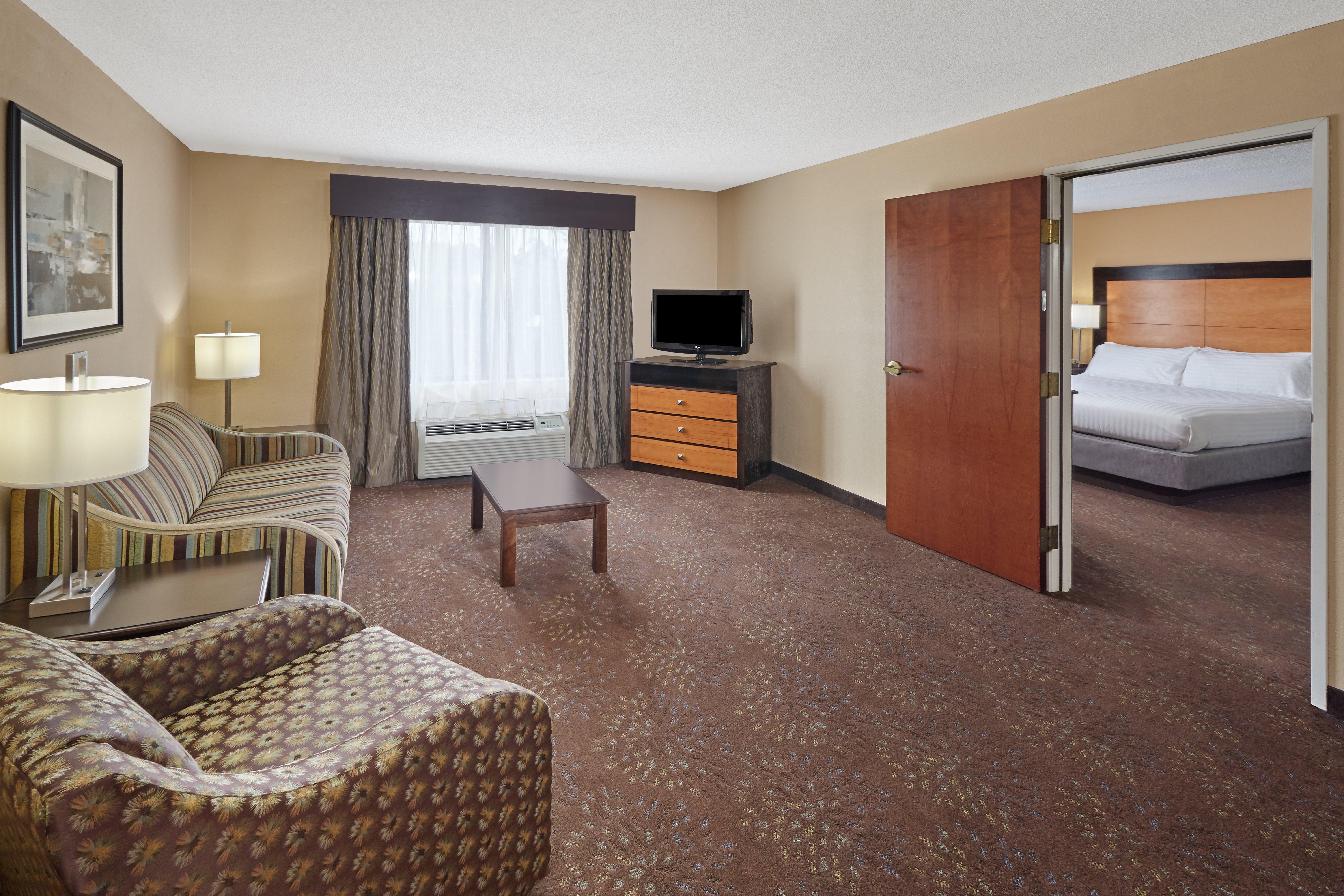 Holiday Inn Express Hotel & Suites Buford-Mall Of Georgia, An Ihg Hotel Bagian luar foto